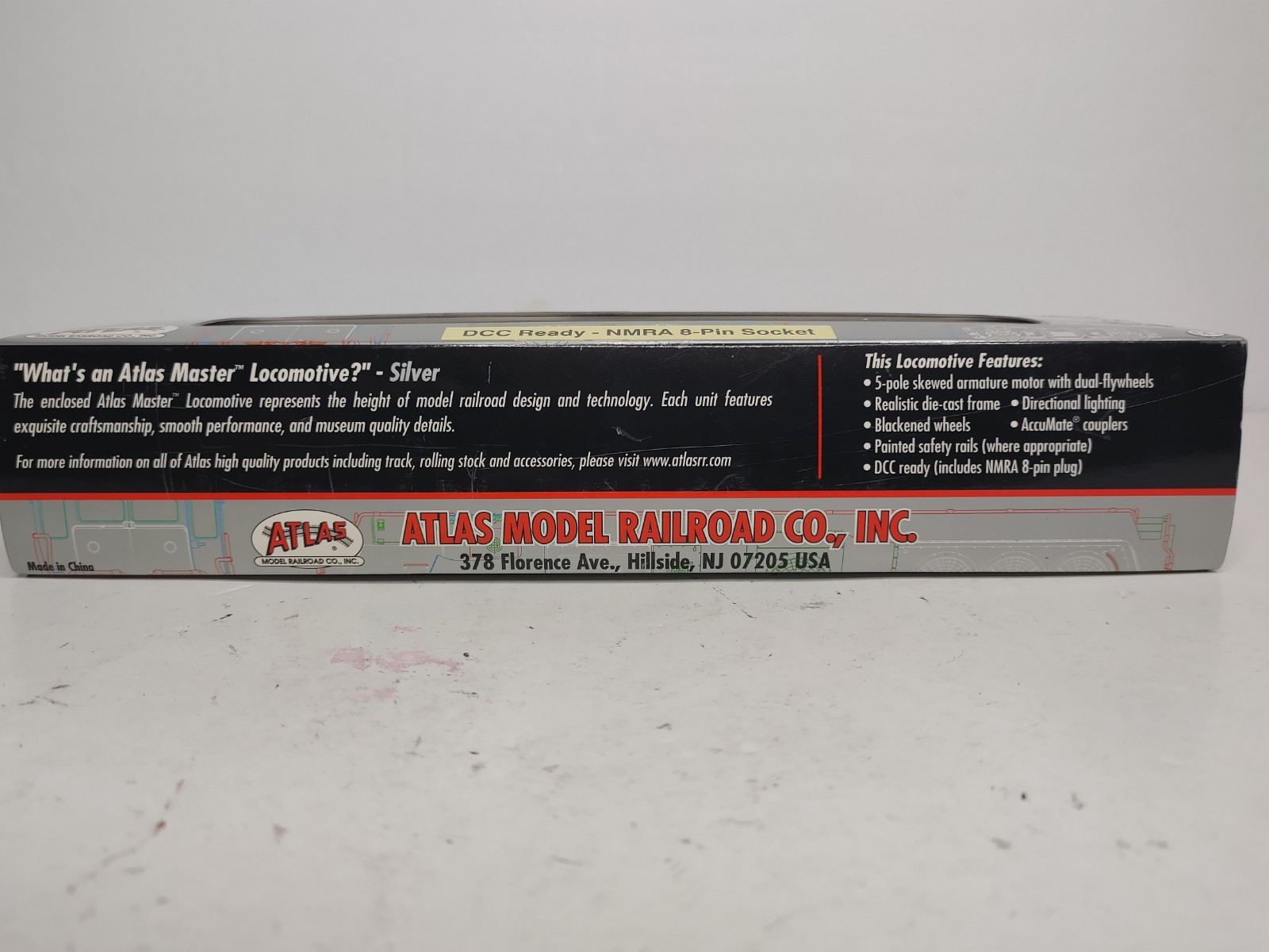 Southern Pacific Dash 8-39B Diesel 8003 Atlas Silver 7289 HO