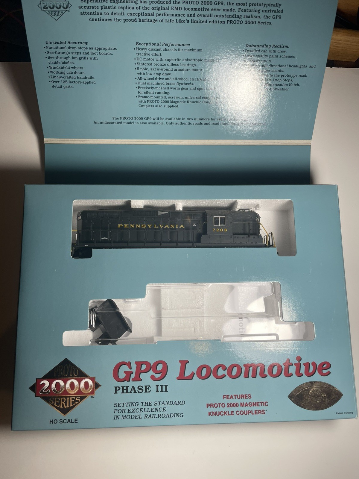 Ho scale Proto 2000 GP9 Locomotive PRR TESTED