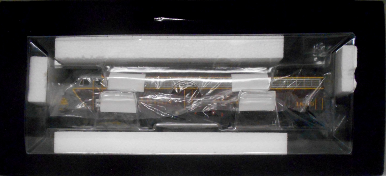 RAPIDO HO Scale E-8-A Early Scheme Silent DC Only #1800 CANADIAN PACIFIC