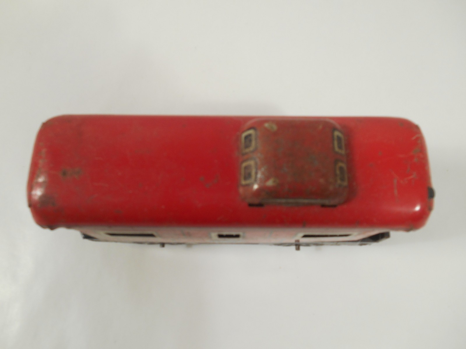 Vintage Louis Marx Tin Litho Steam Locomotve 897 + Tender & 3 Litho Cars