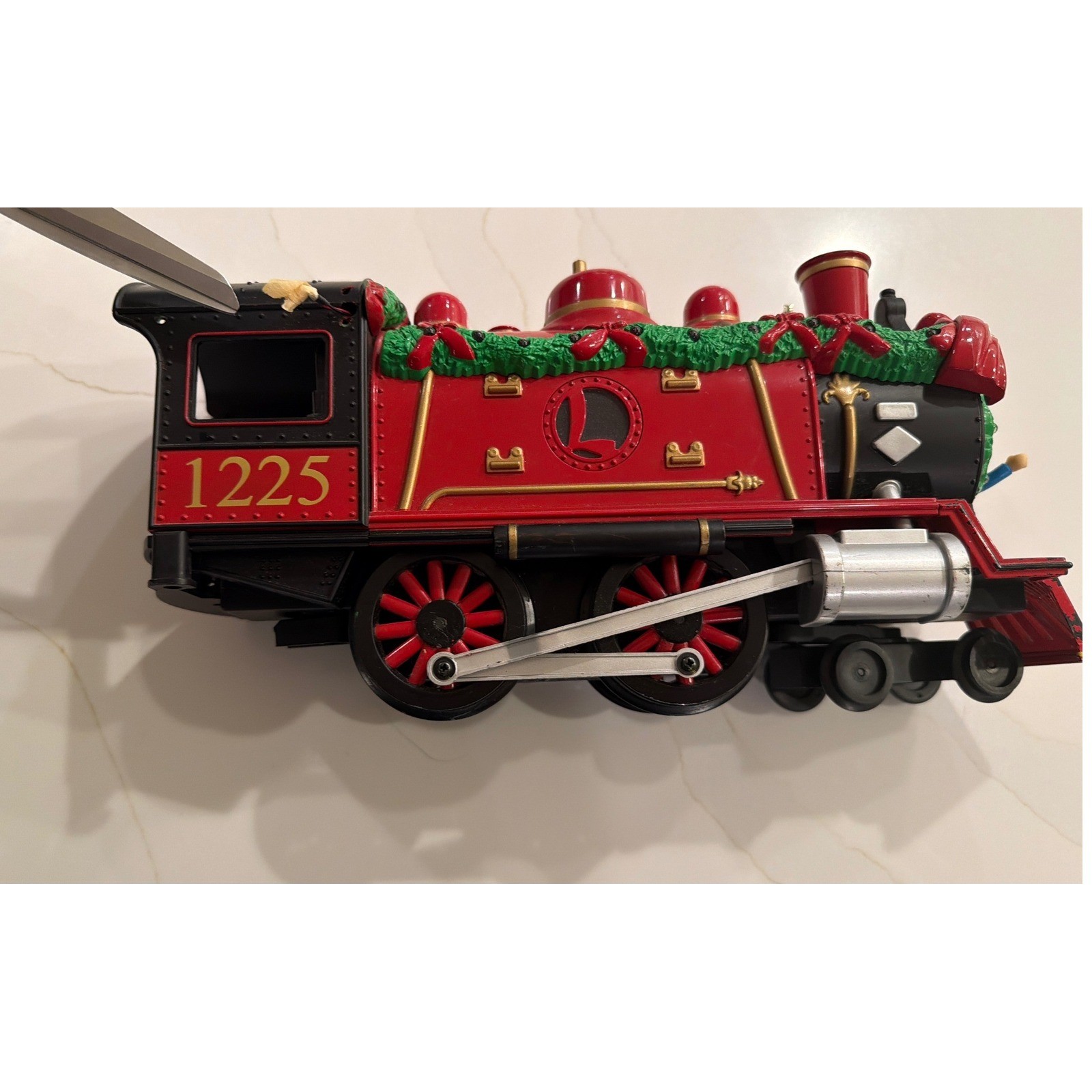 Lionel Holiday Tradition Express Locomotive 1225 & Bell Car PARTS