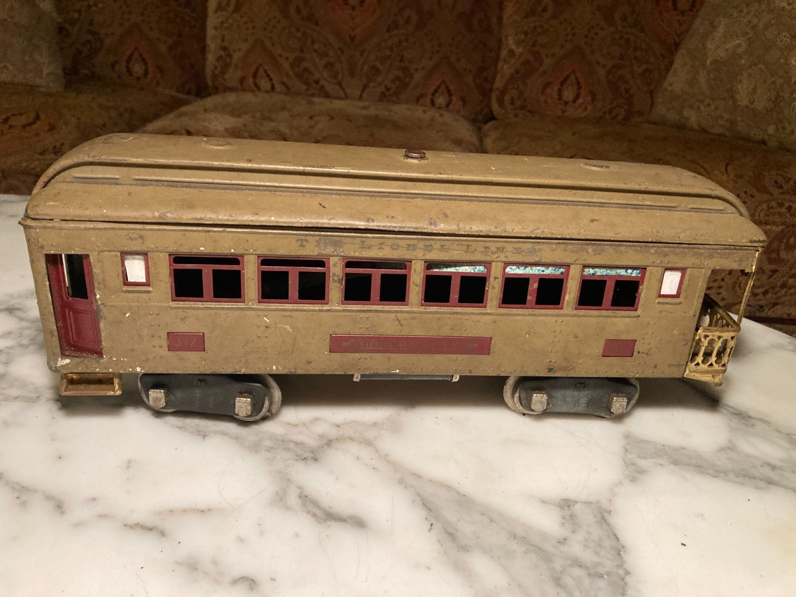 1920s Prewar Lionel 402E Dual Motor Engine with 309 & 312 Train Cars