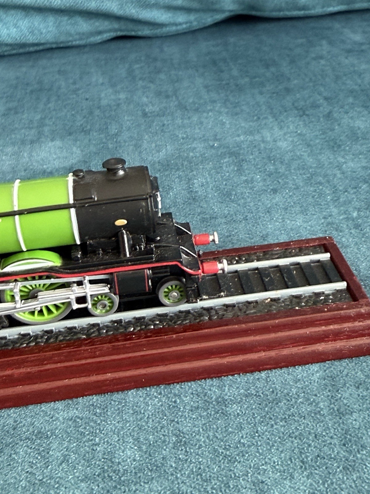 Atlas Editions 1/100 Scale Static Model 3 904 001 – LNER Flying Scotsman.Train