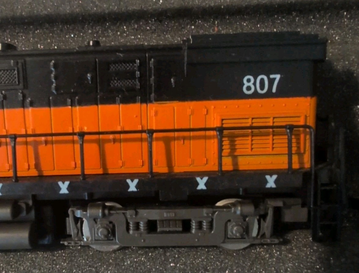 Vtg HO scale AHM Austria Milwaukee Road #807 Alco 424 Diesel Locomotive Train