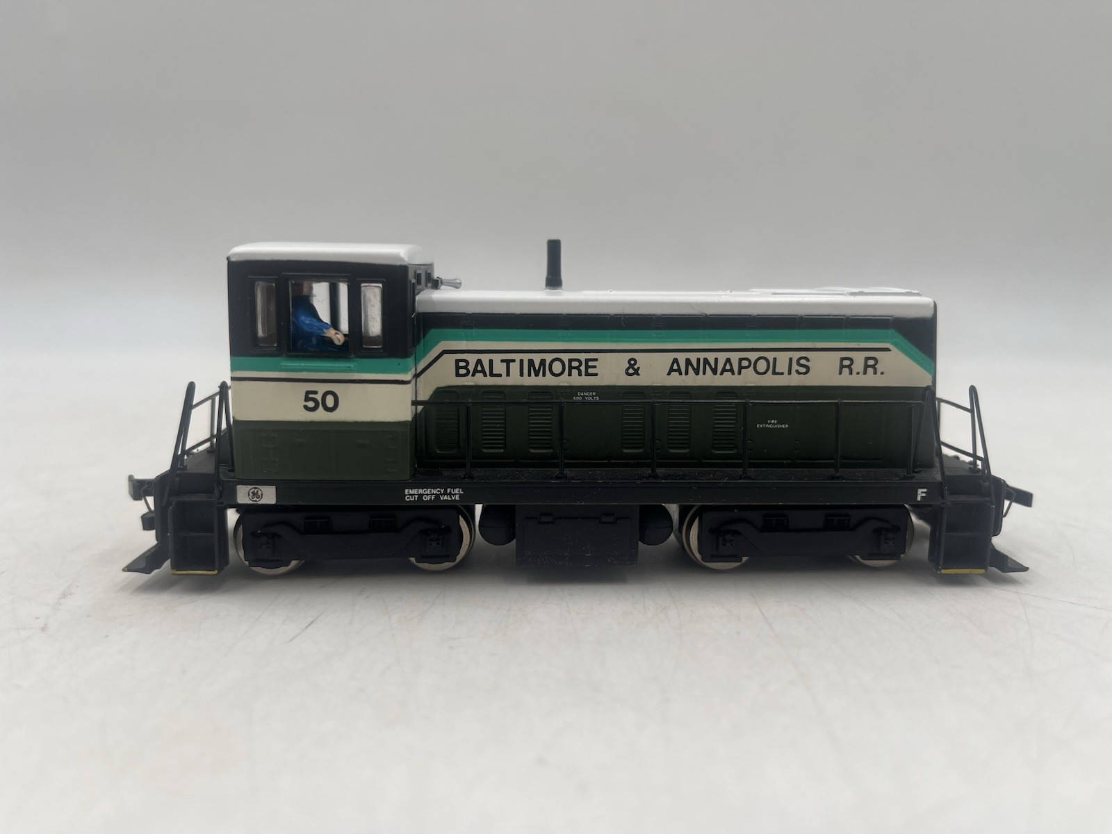 Ho Scale Bachman Spectrum 81102 GE 70 Ton Diesel Baltimore & Annapolis #50 Loco