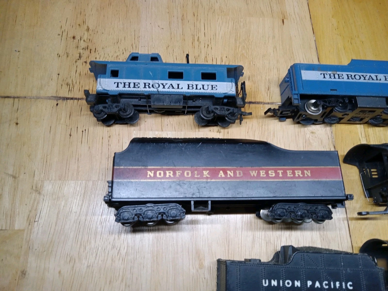 H.O.Steamer Locomotives For Repair Parts Or Scenery