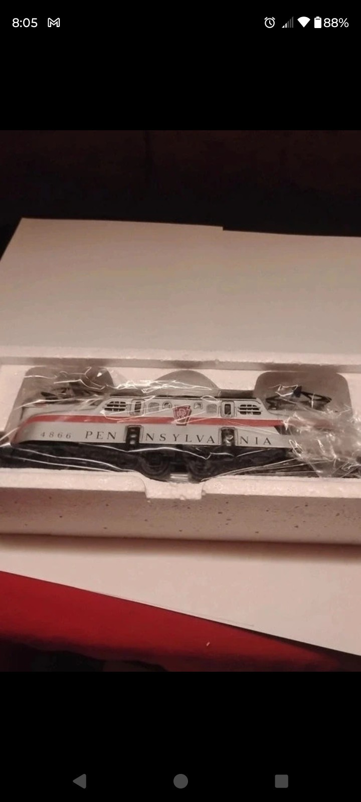 Avon Lionel Pennsylvania GG-1 Electric Locomotive O Gauge Silver/Red/Black, Base