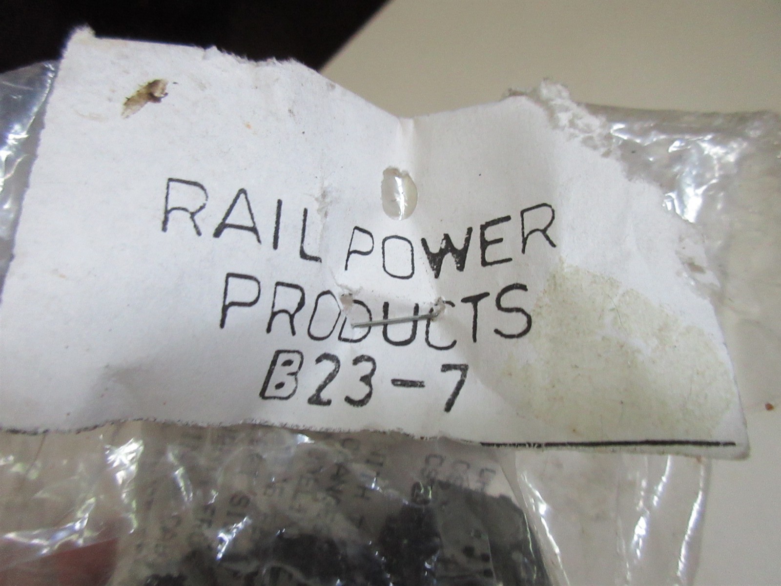 Shell ONLY HO Scale RAIL POWER B23-7