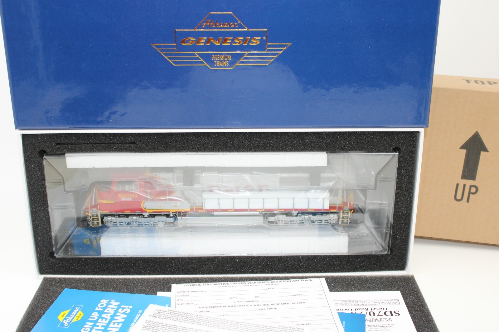 Athearn Genesis HO Scale BNSF EMD SD75M Diesel Locomotive #8260 NOS LED DCC Rdy
