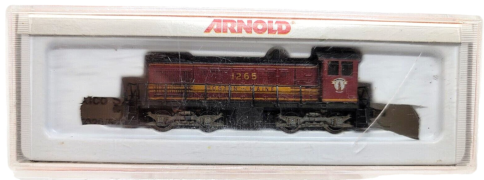 N 9mm Arnold 5024 Alco S-2 Diesel loco Boston & Maine #1265 (Tested) knuc cplrs