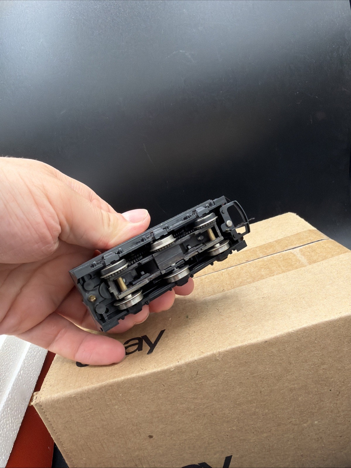 MIB Hornby OO Scale R.320 LMS Class 5 Locomotive Black Livery #5138