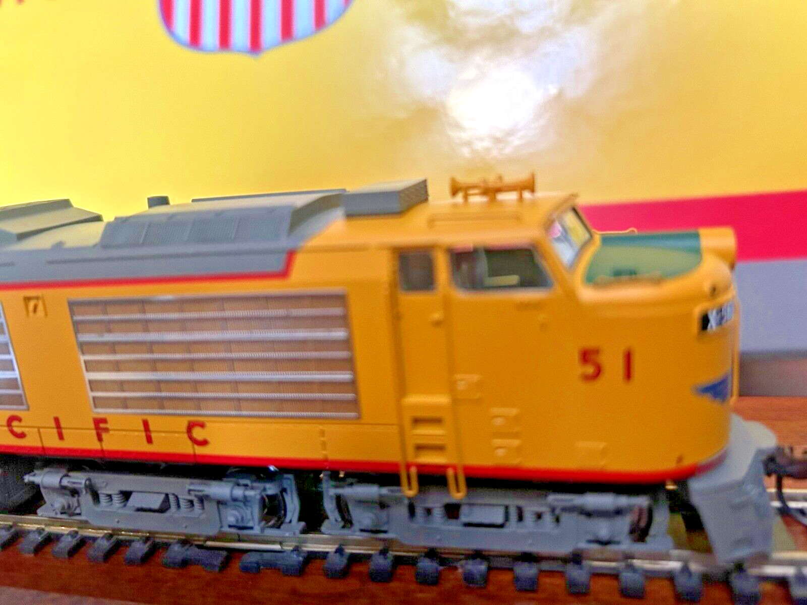 UNION PACIFIC – GAS TURBINE #51 LOCO – DC/DCC plug HO Scale – NEW RTR OOP