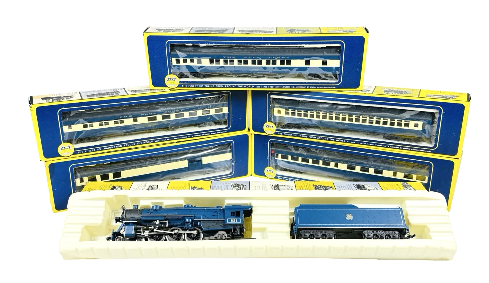 Vintage AHM HO 7 Piece Pacific Flyer Blue Comet Steam Loco and Passenger Cars