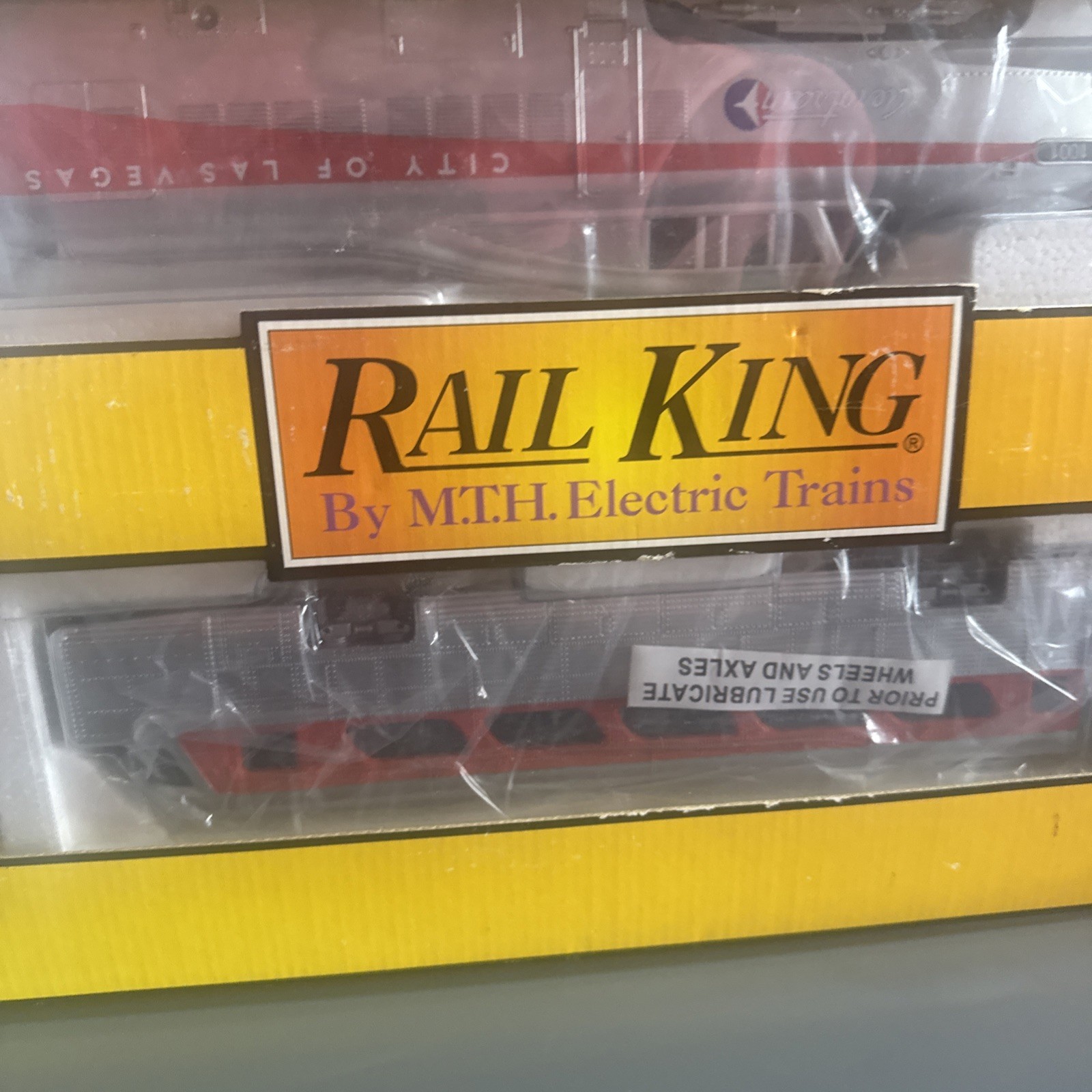 MTH RAILKING UNION PACIFIC AEROTRAIN DIESEL PASSENGER SET PS 2 30-2376-1 UP NIB