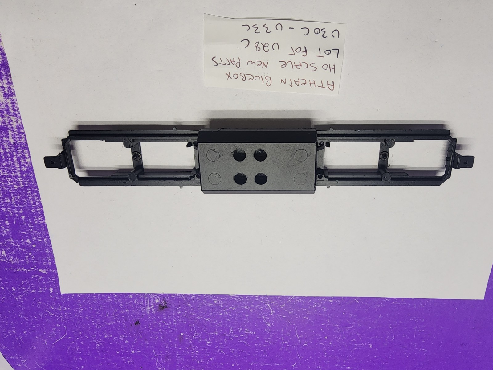 DIECAST METAL UNDERFRAME CHASSIS AIR TANKS U28,30,33 C Athearn HO 34206