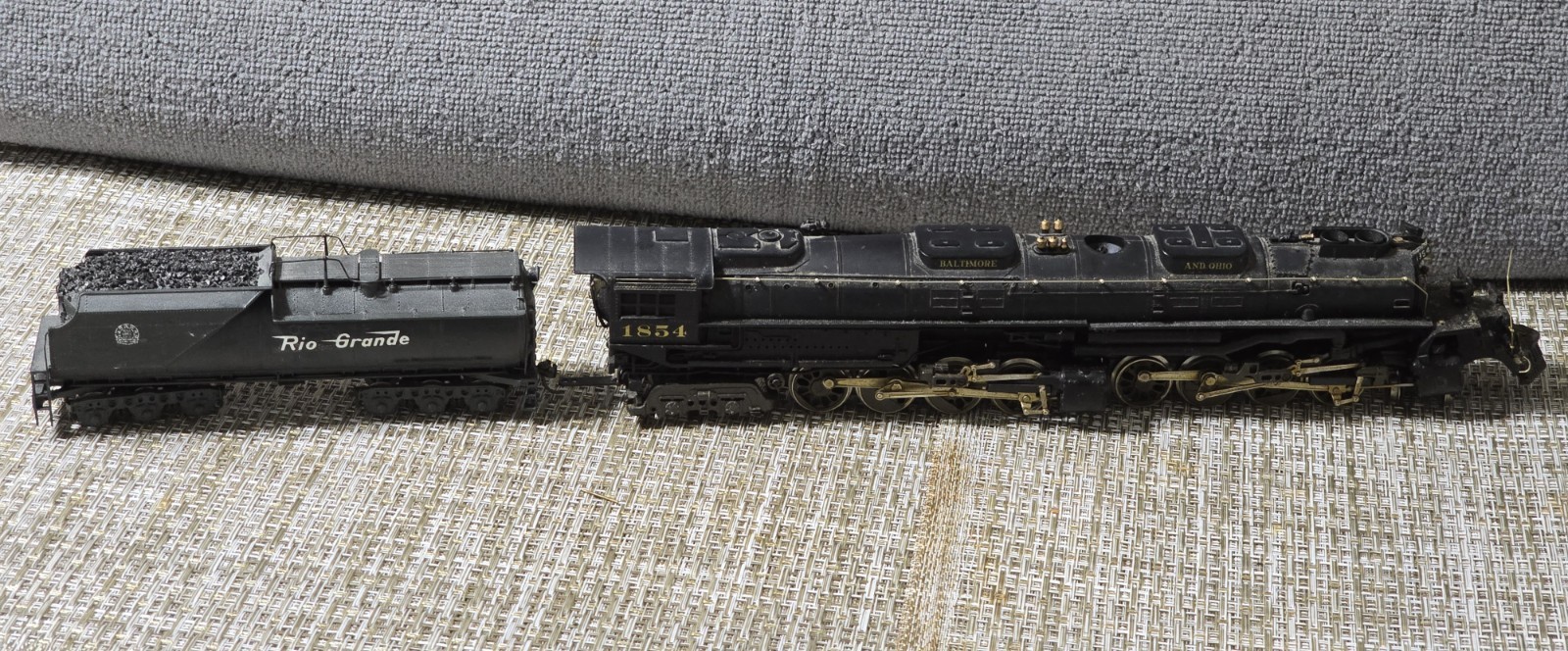 Rivarossi MadeinItaly Vintage HO B&O Steam Locomotive1854 w/RioGrandeTender 9570