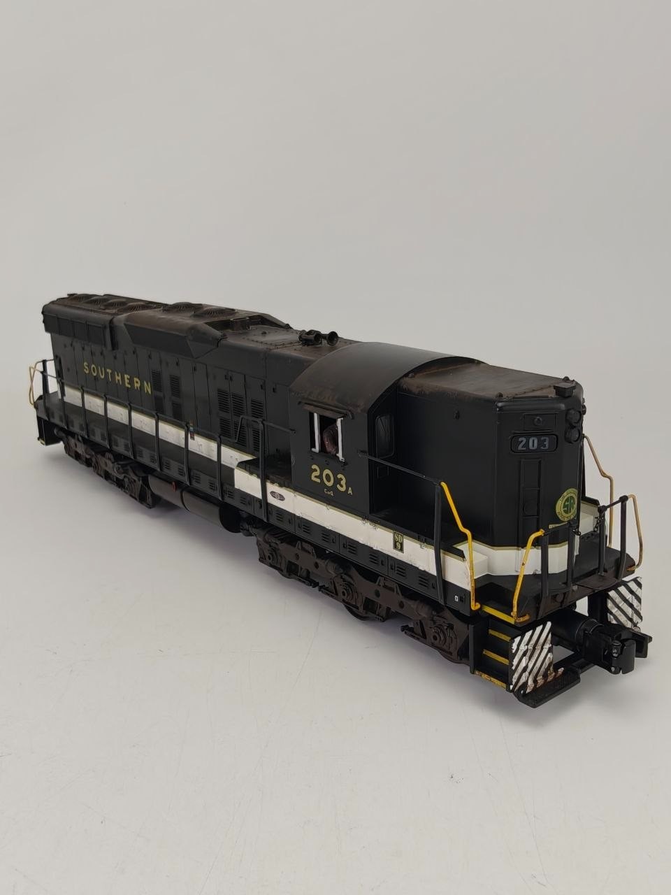 MTH RailKing 30-2874-1 O Gauge Southern SD-9 Weathered PS2 Box READ