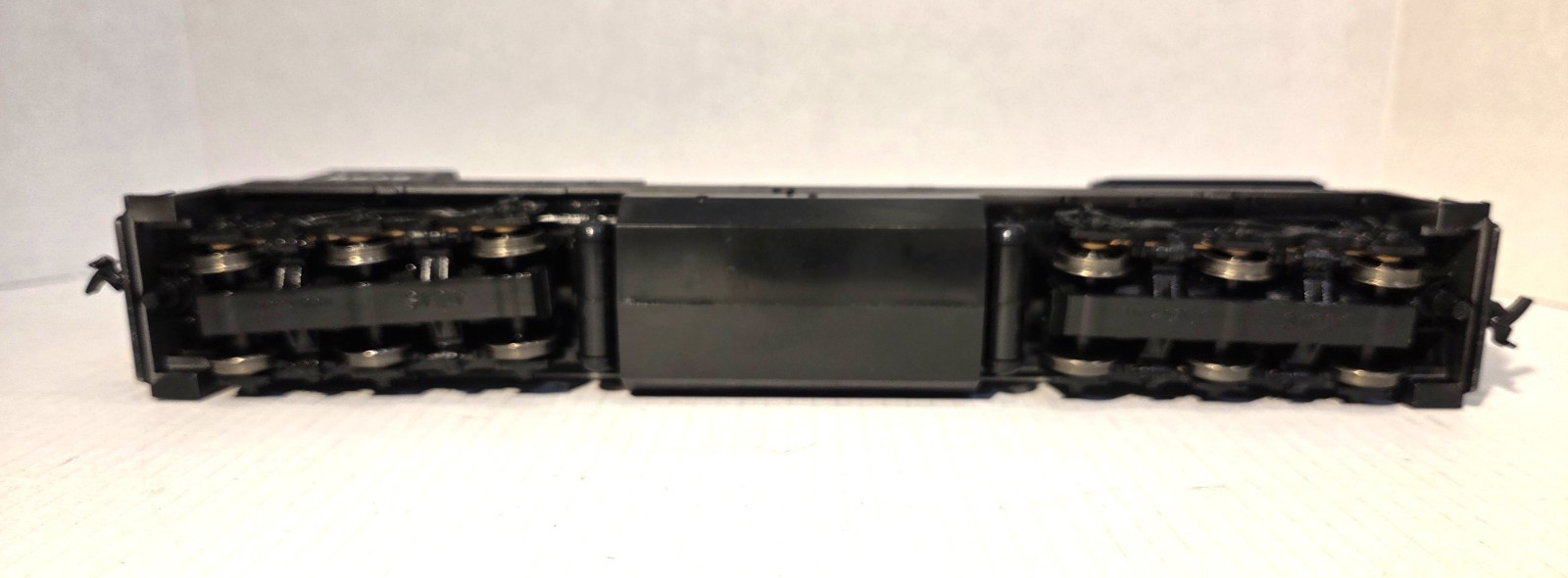 Atlas HO U33C Penn Central #6549 NOS DC Locomotive #8534 w/ Box Sealed Parts