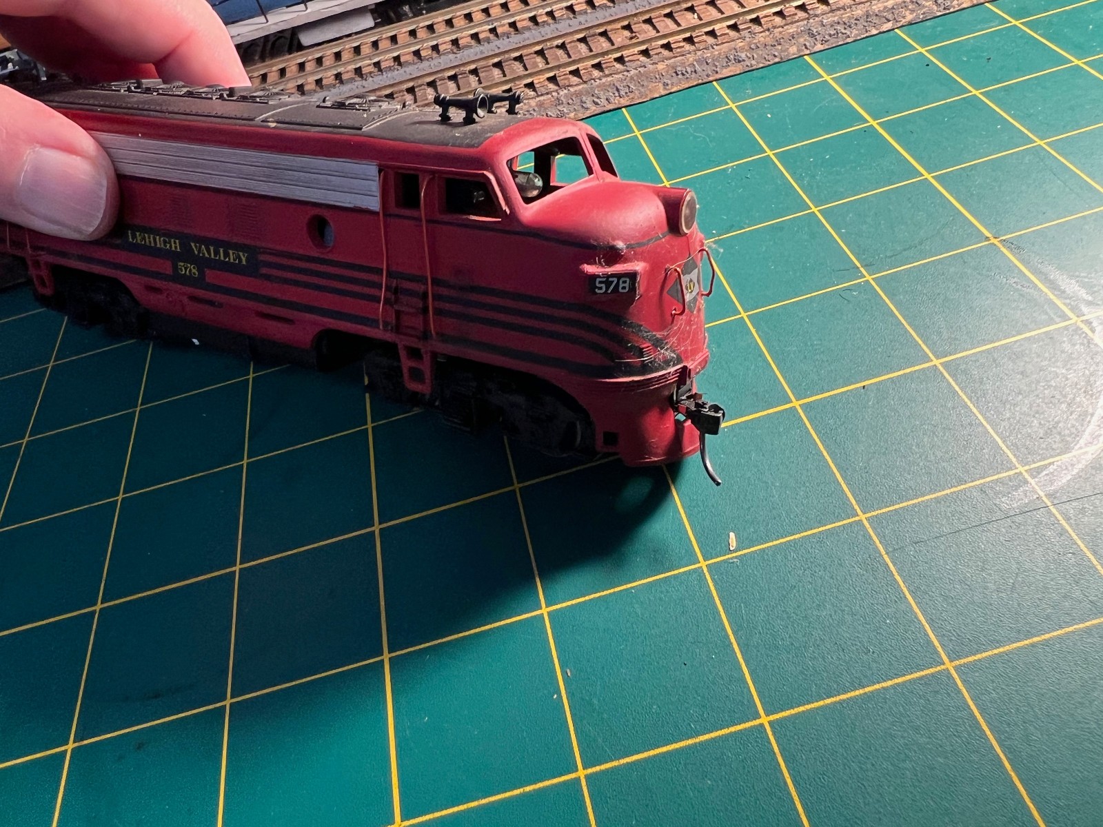 ATHEARN Blue Box HO Gauge Lehigh Valley F7A #578 DC Powered Locomotive