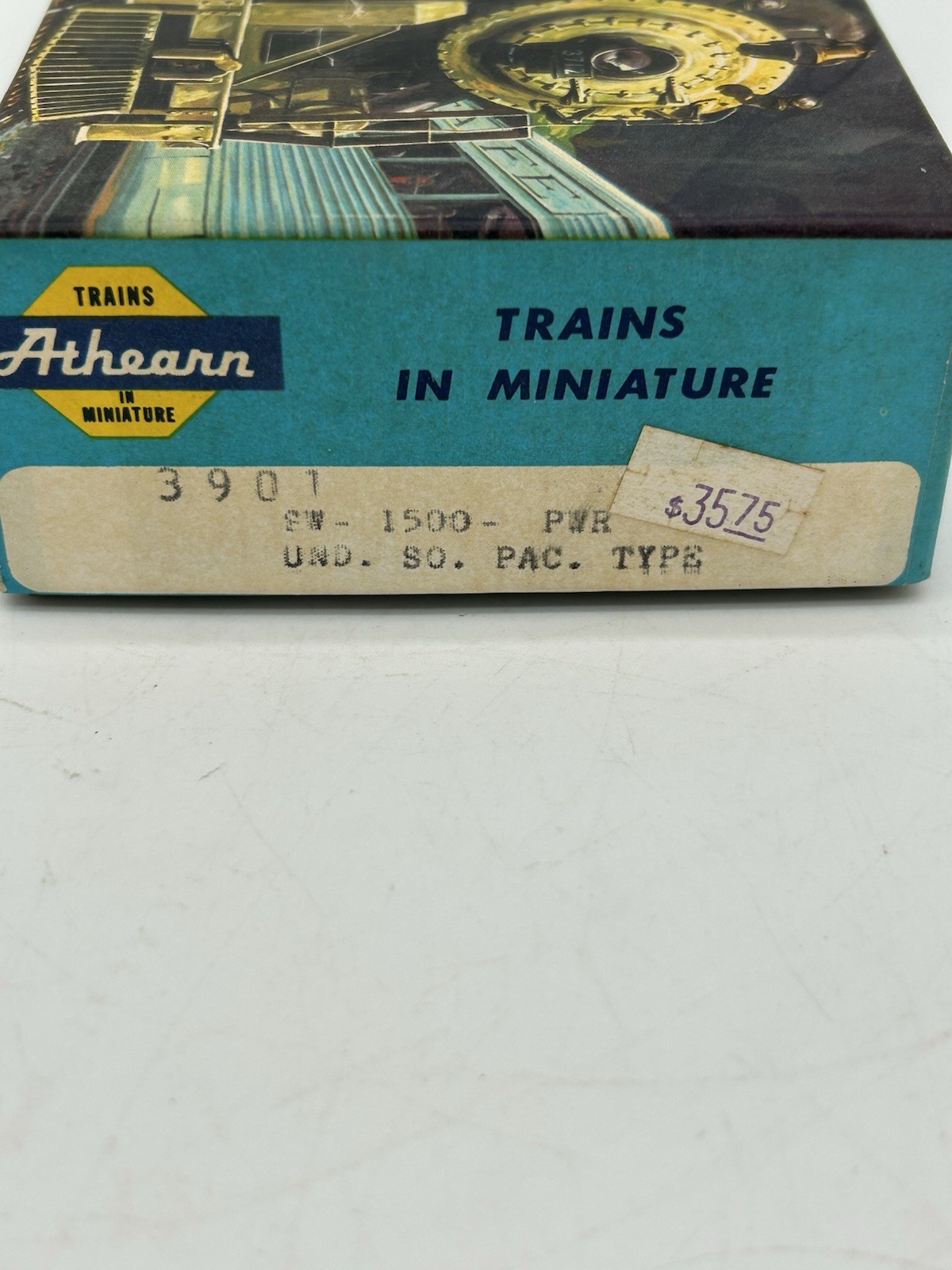 ATHEARN Ho locomotive 3901 UND. SO. PAC. New never assembled kit.