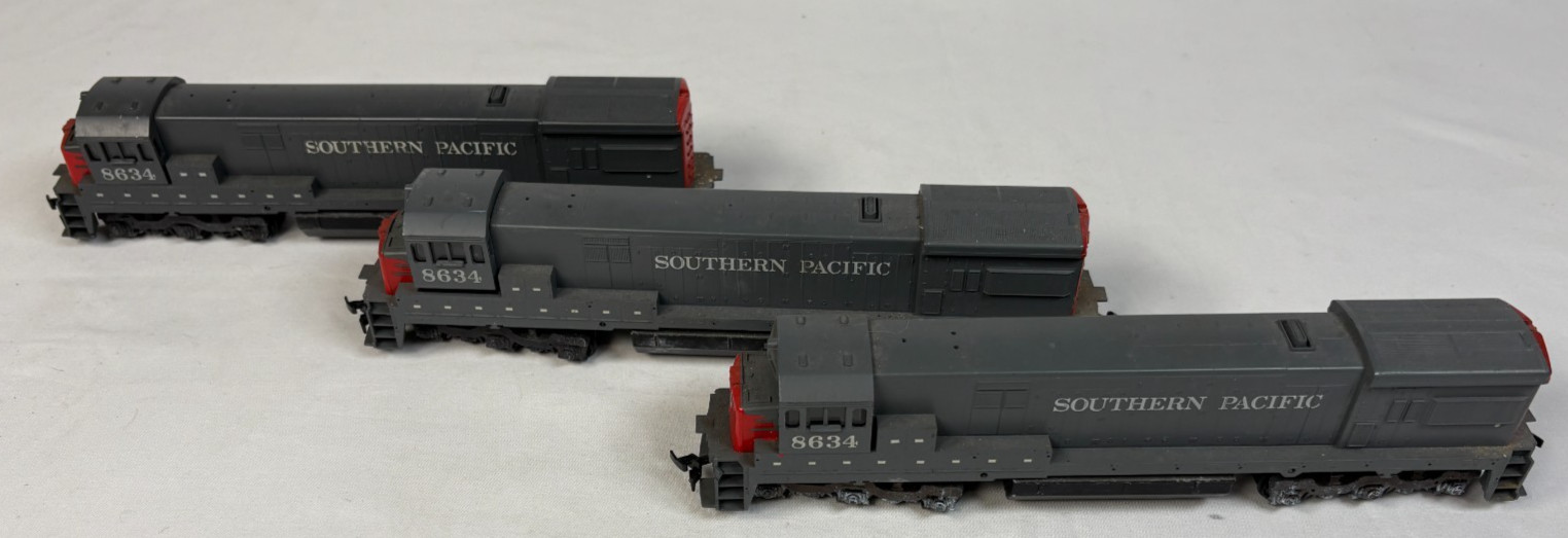 Lot of 3 Southern Pacific Diesel Locomotives 8634 HO Untested Used