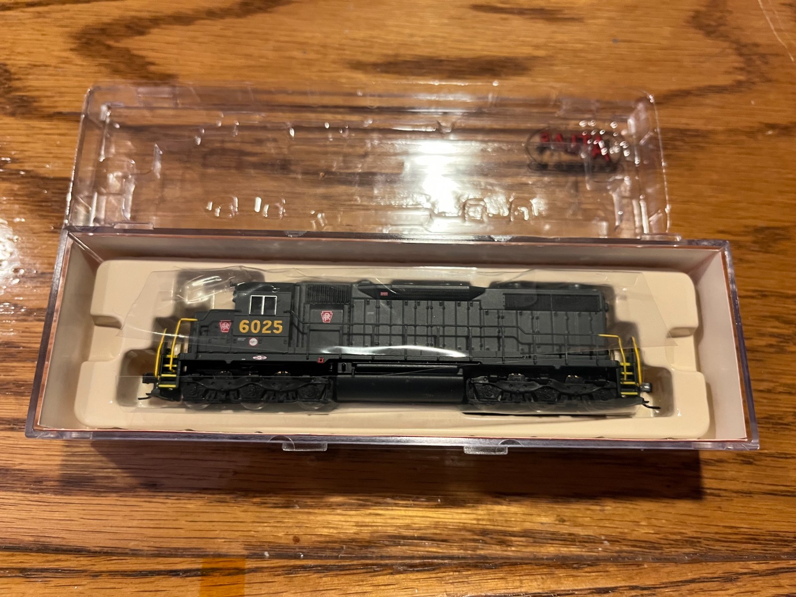 Atlas N Scale SD-35 Diesel Engine Pennsylvania PRR #6025 #49422
