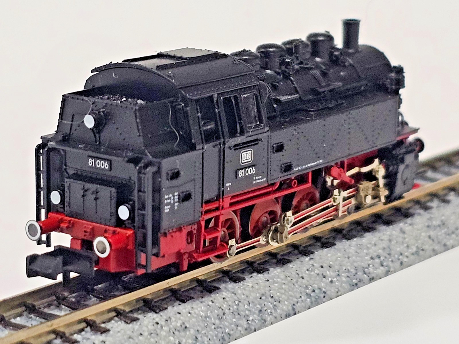 N SCALE FLEISCHMANN PICCOLO 7036 TANK STEAM LOCOMOTIVE DAMPFLOK BR 81 006 VIDEO