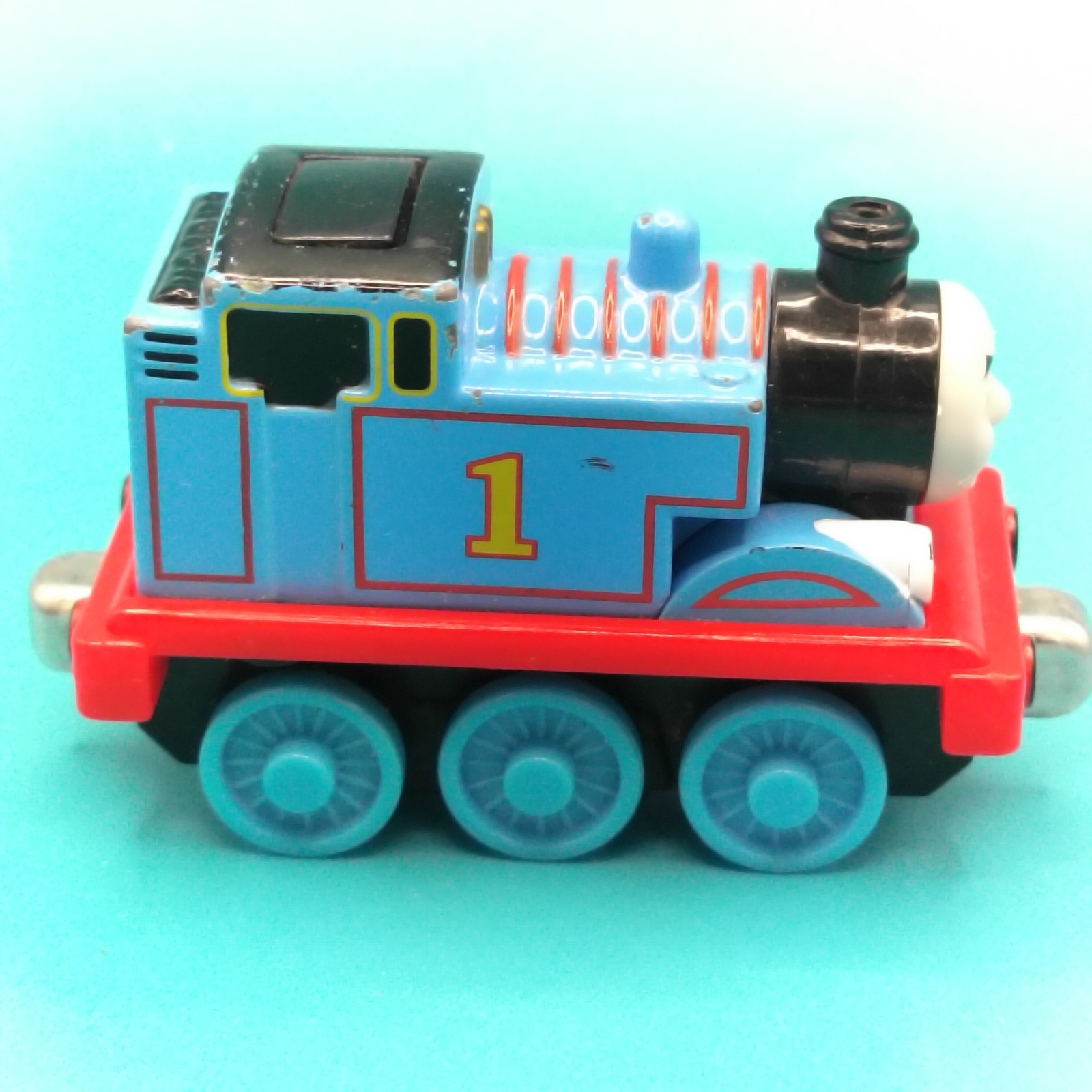 Thomas & Friends Thomas the Tank Engine TrackMaster Train Engine 2009 Mattel
