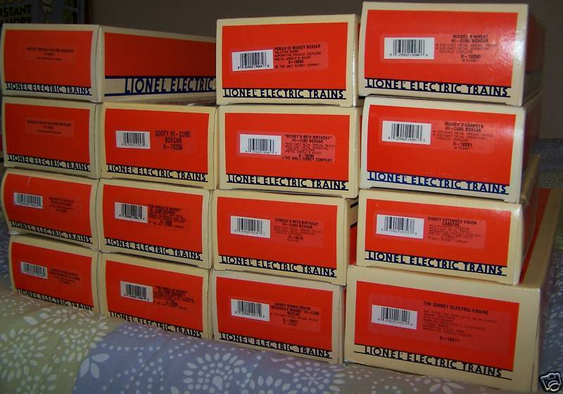 LIONEL DISNEY 1991-1996 MICKEY MOUSE EXPRESS 15-PIECE O/027-GAUGE TRAIN SET C-8