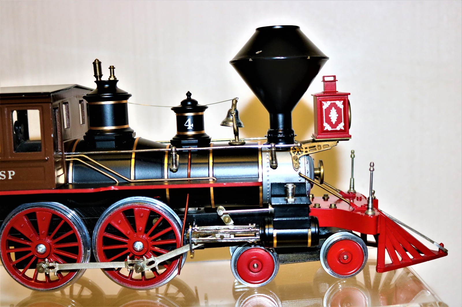BEAUTIFUL RARE G scale Brass DELTON Southern Pacific Lines SP 4-4-0 #4 -Ser#44