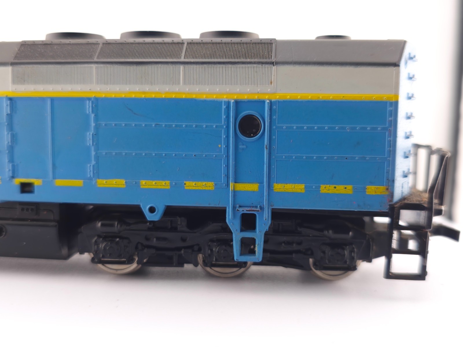 READ HO Scale AHM Mehano Baltimore & Ohio B&O FP45 DUMMY Diesel Locomotive 6610