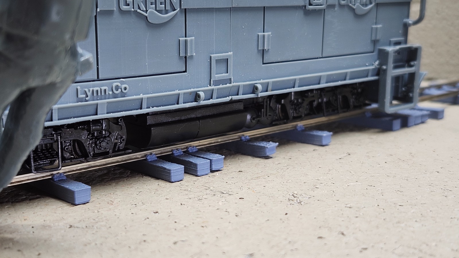 GN15 LYNN.CO GNLX2160 KOEL GREEN Genset Locomotive (DC Powered/Unpainted Kit)