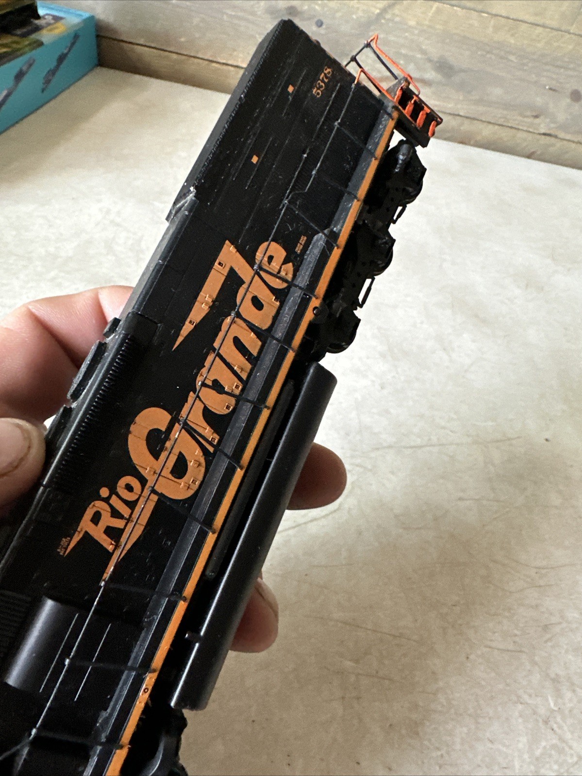 Athearn HO Rio Grande #5378 SD40T-2 Dummy Locomotive TESTED & CLEAN!