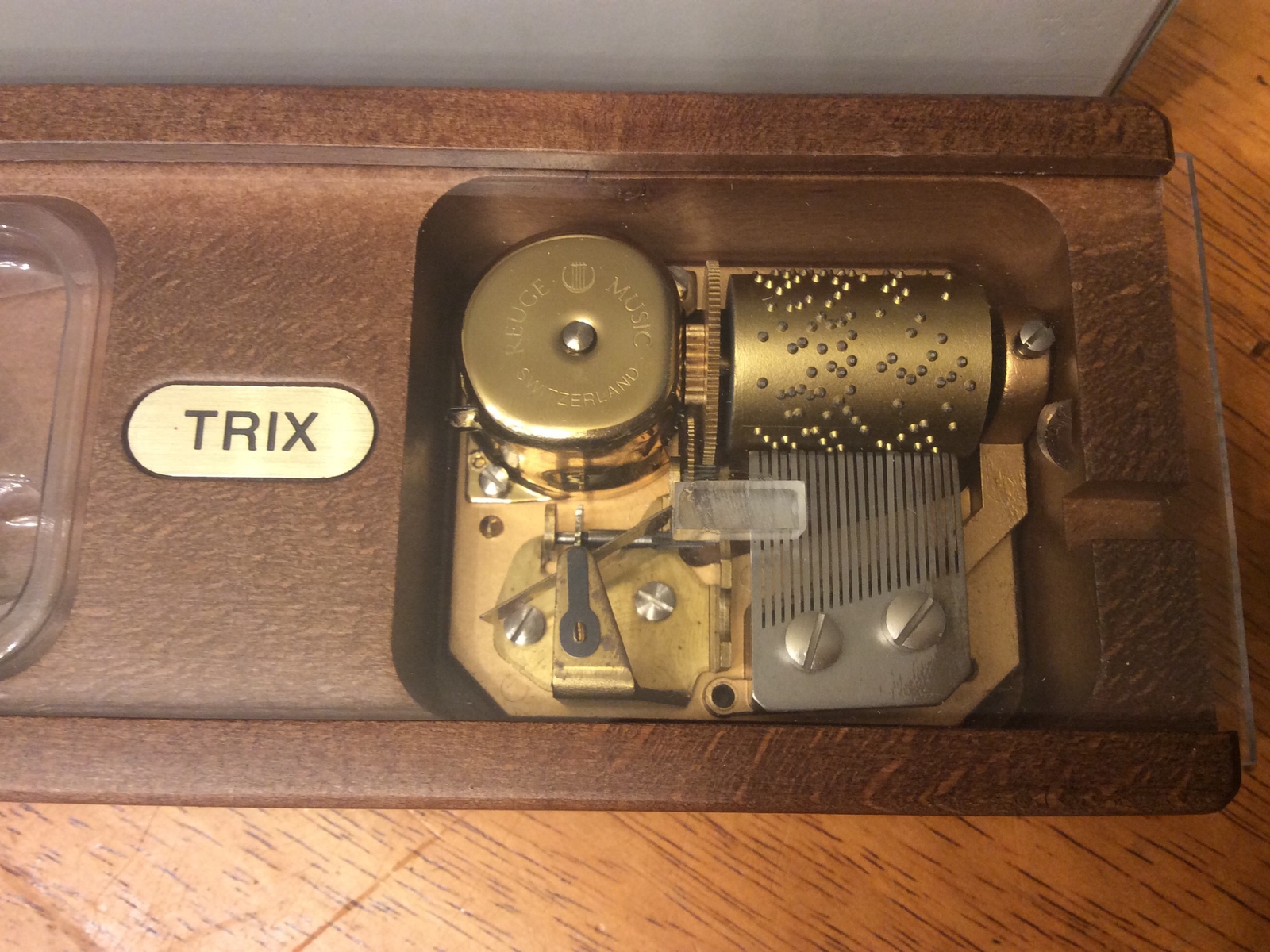 RARE MiniTRIX 66110 Musikdos W Arnold Repido 217 001-7 NEW! Beauty Free Ship!!!