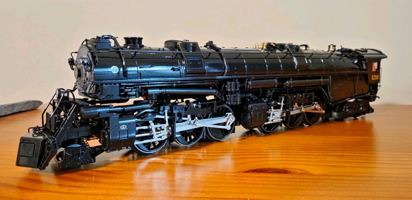 Lionel Vision Line Norfolk & Western Class A #1218 Excursion Version