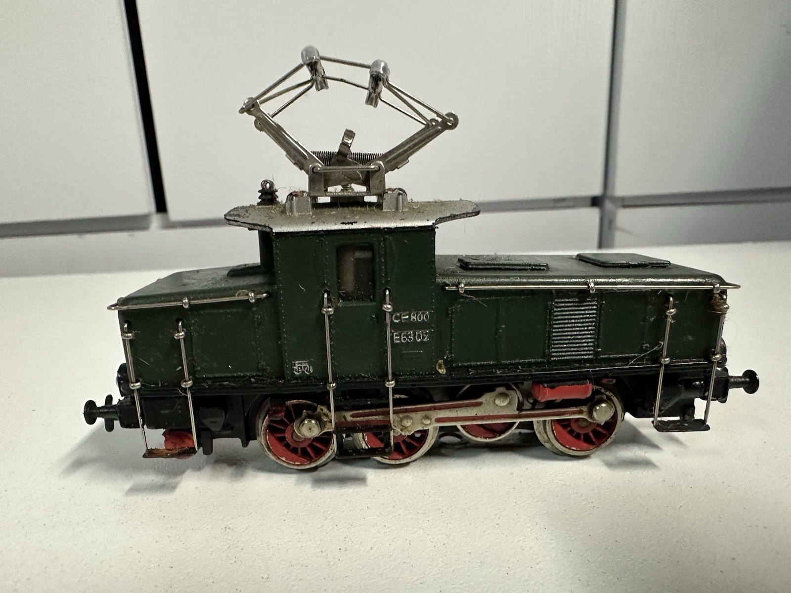 Marklin CE800, 3001. 0-6-0 Electric Loco.3 rail AC analogue. Good Cond.HO scale