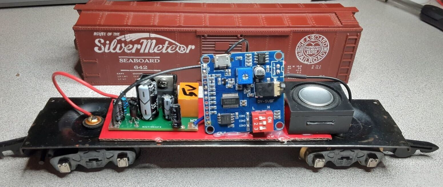 Lionel Diesel horn controller. Replaces battery and relay in locomotives.