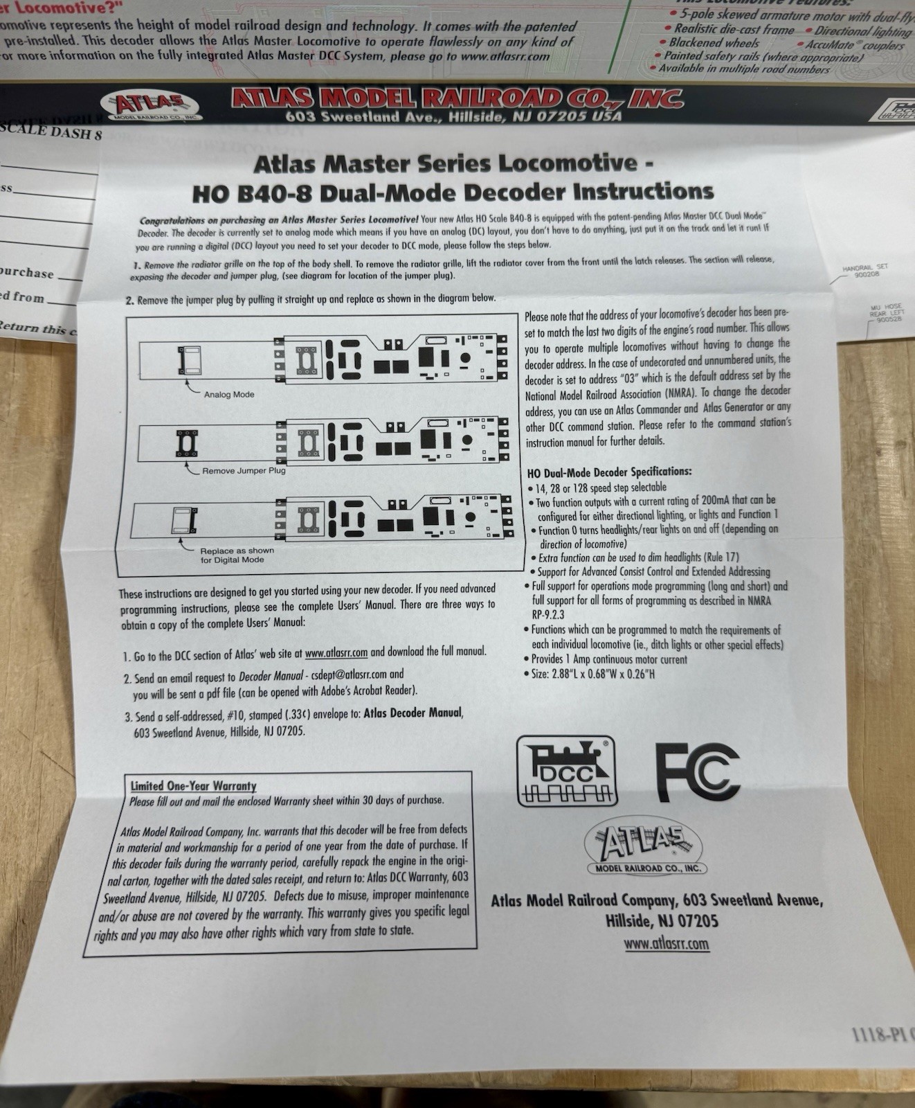 Atlas Master HO 9025 BNSF Dash 8-40B Rd #8601 Dual Mode DCC DC New!