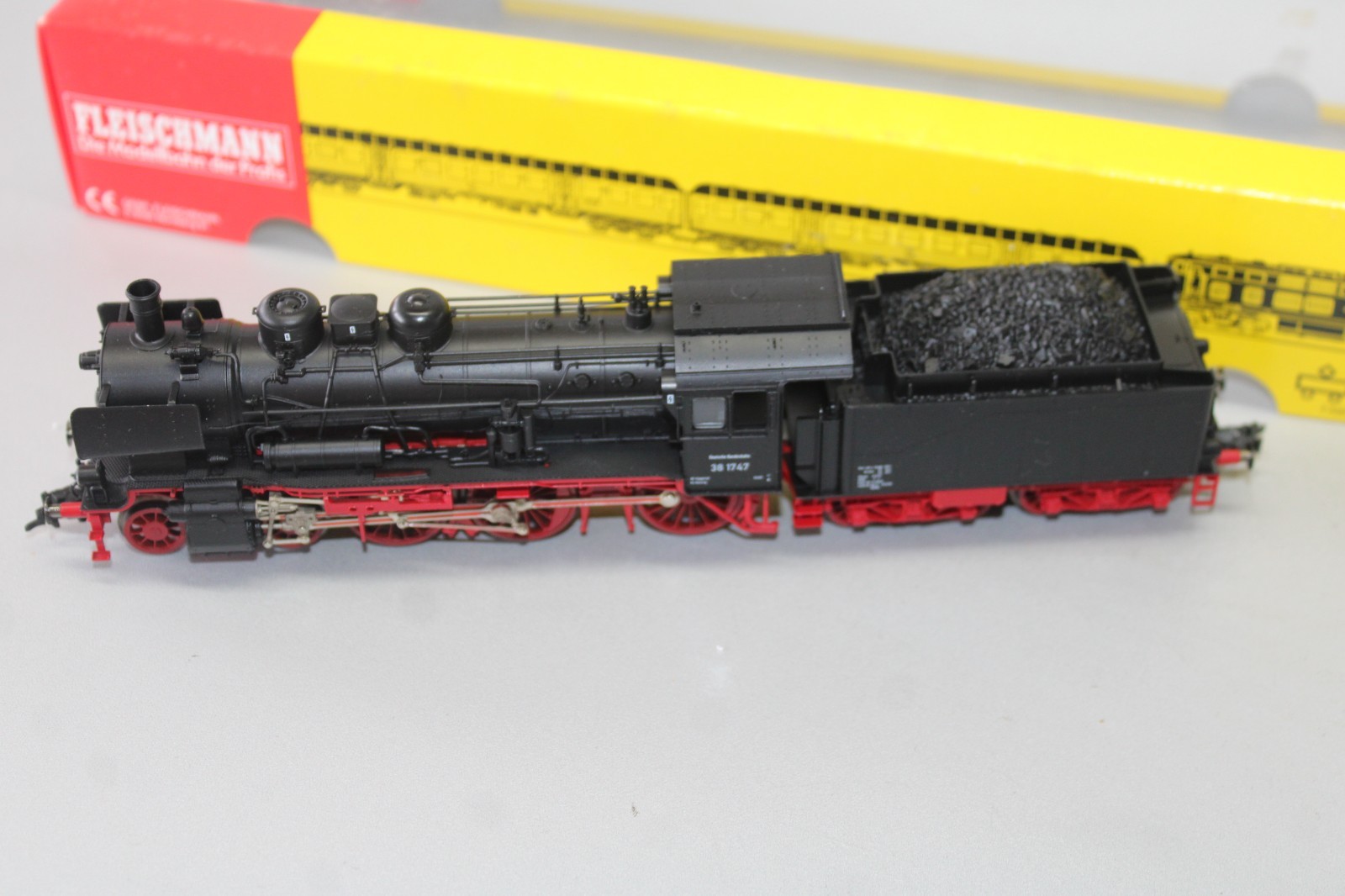 Fleischmann 96 4160 Locomotive Series 38 1747 DB H0 Scale Original Packaging