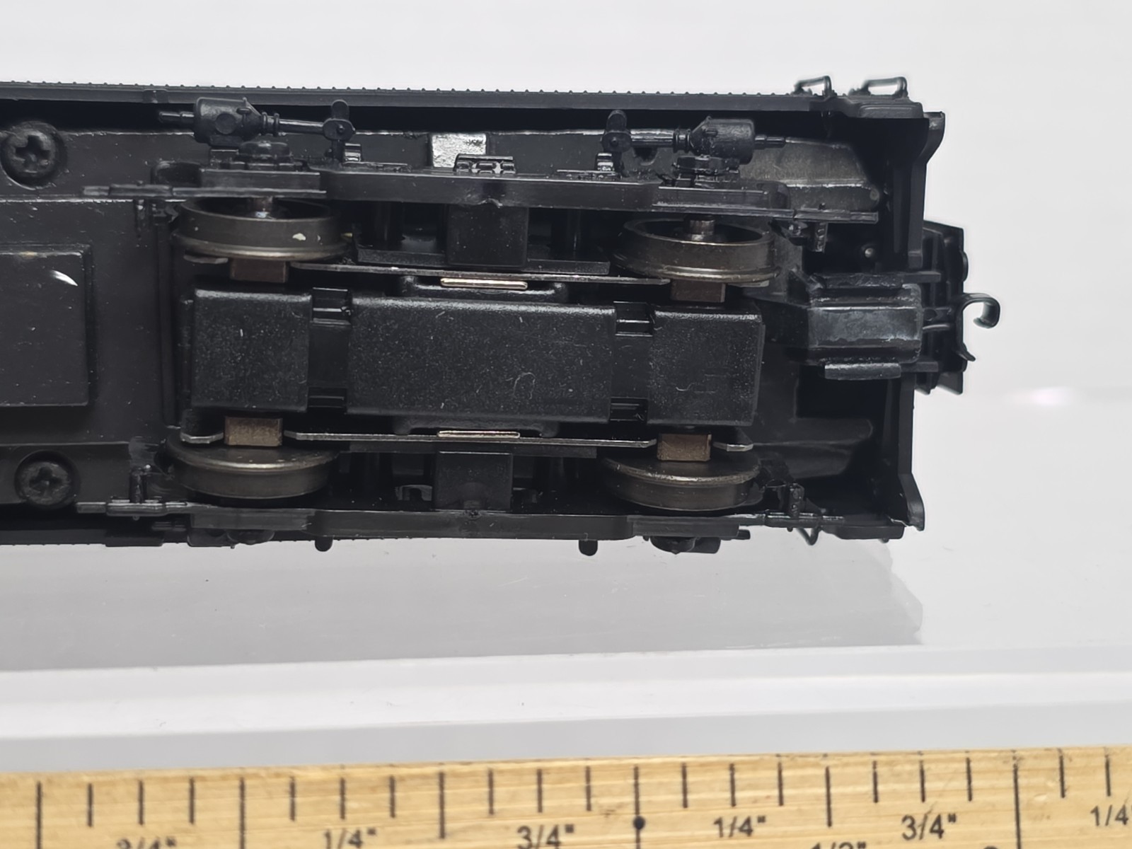Proto 2000 HO Scale 8393 Undecorated Dummy FB-2 B Unit Diesel Locomotive NOS