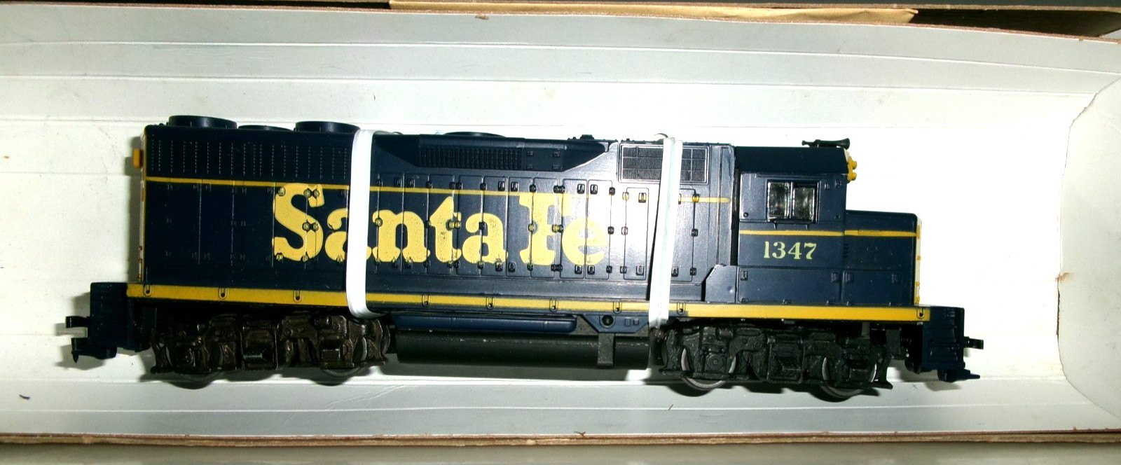 HO Scale Athearn 4205 ATSF Freight CP-35 Powered Diesel #1347 (B) NIB