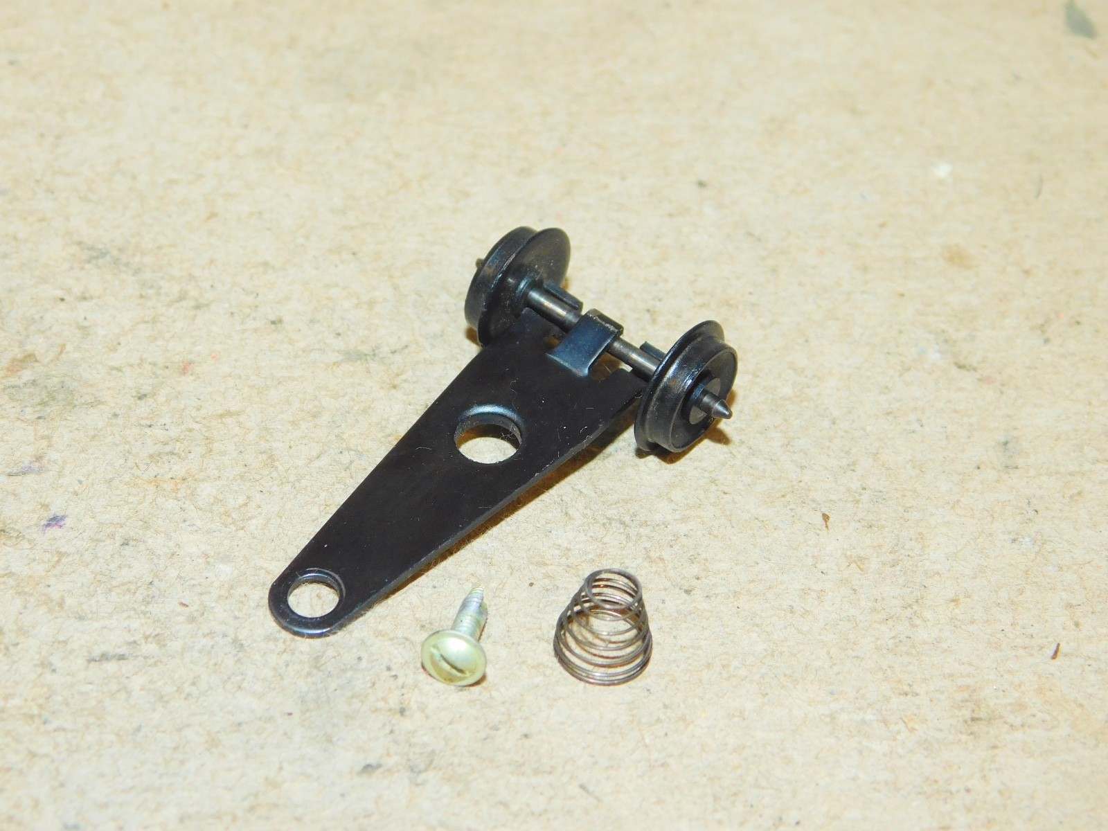 Tyco Mantua HO Parts 2-8-2 Mikado Steam Locomotive Front Truck w/Screw & Spring