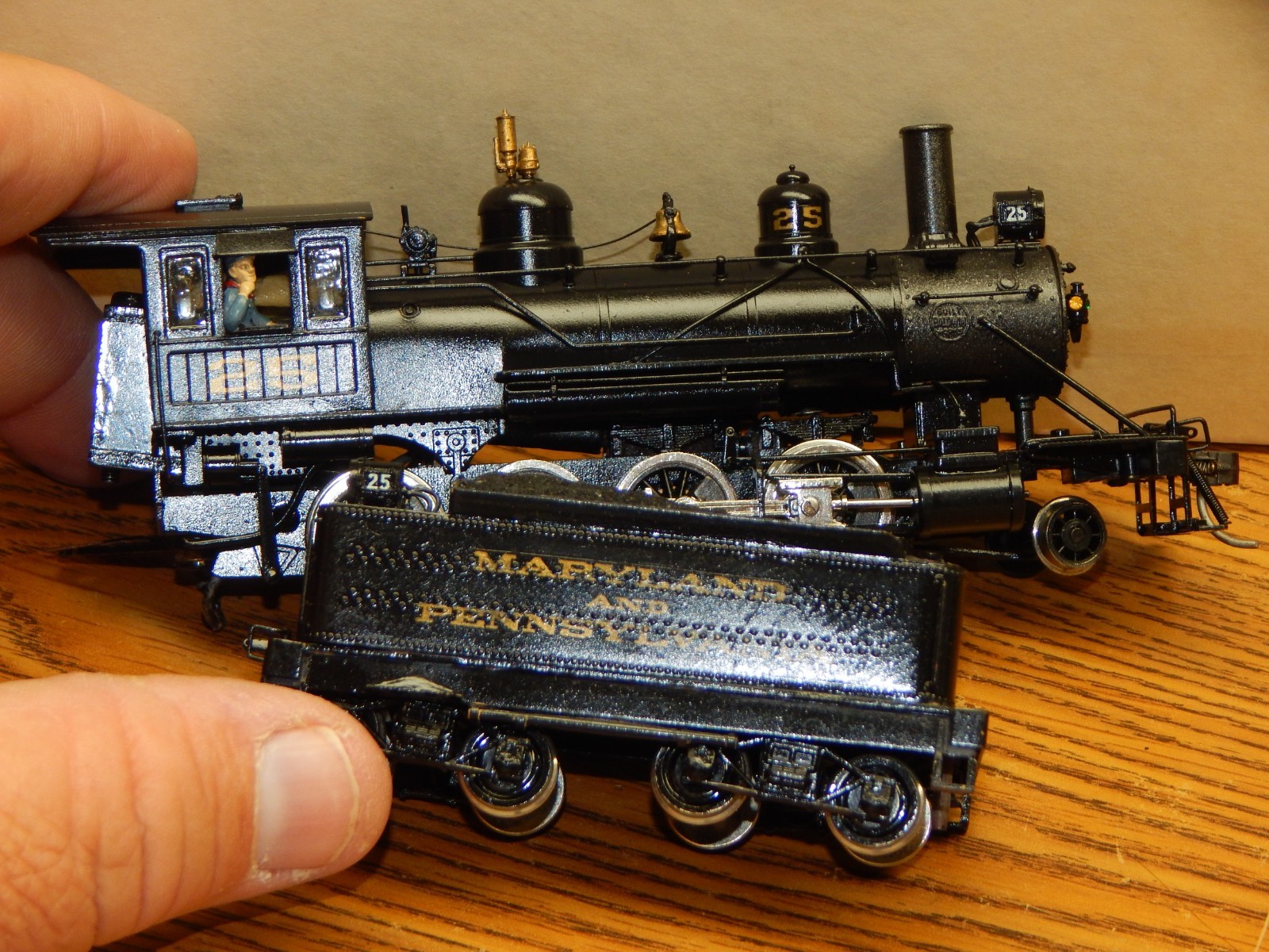 UNITED SCALE MODELS MA&PA 2-8-0 PAINTED BRASS ENGINE & TENDER USED IN BOX RUNS