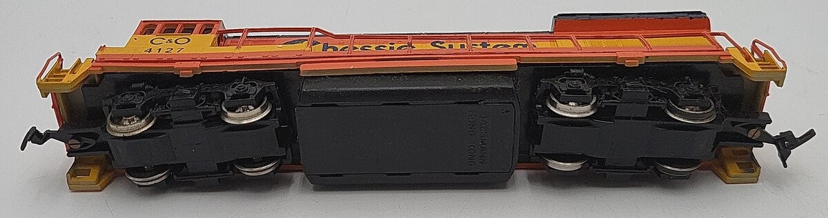 Bachmann 41-640-09 HO Chessie System U36B Diesel Locomotive #4127 EX/Box
