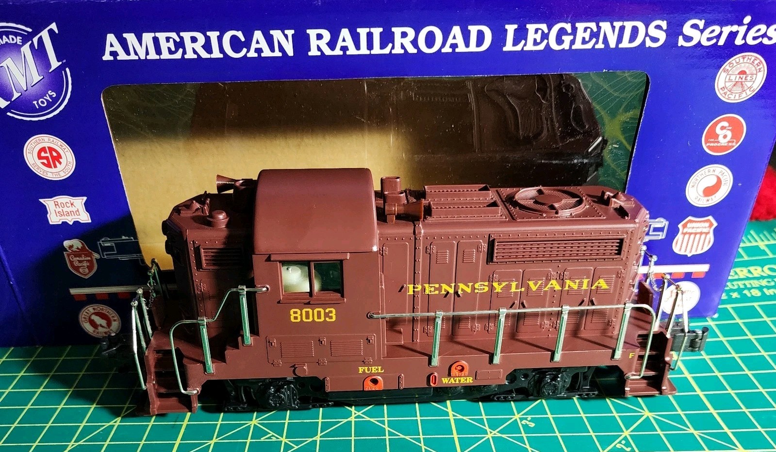 American Railroad Legends RMT-4221 Pennsylvania GP Diesel O Locomotive NEW M39
