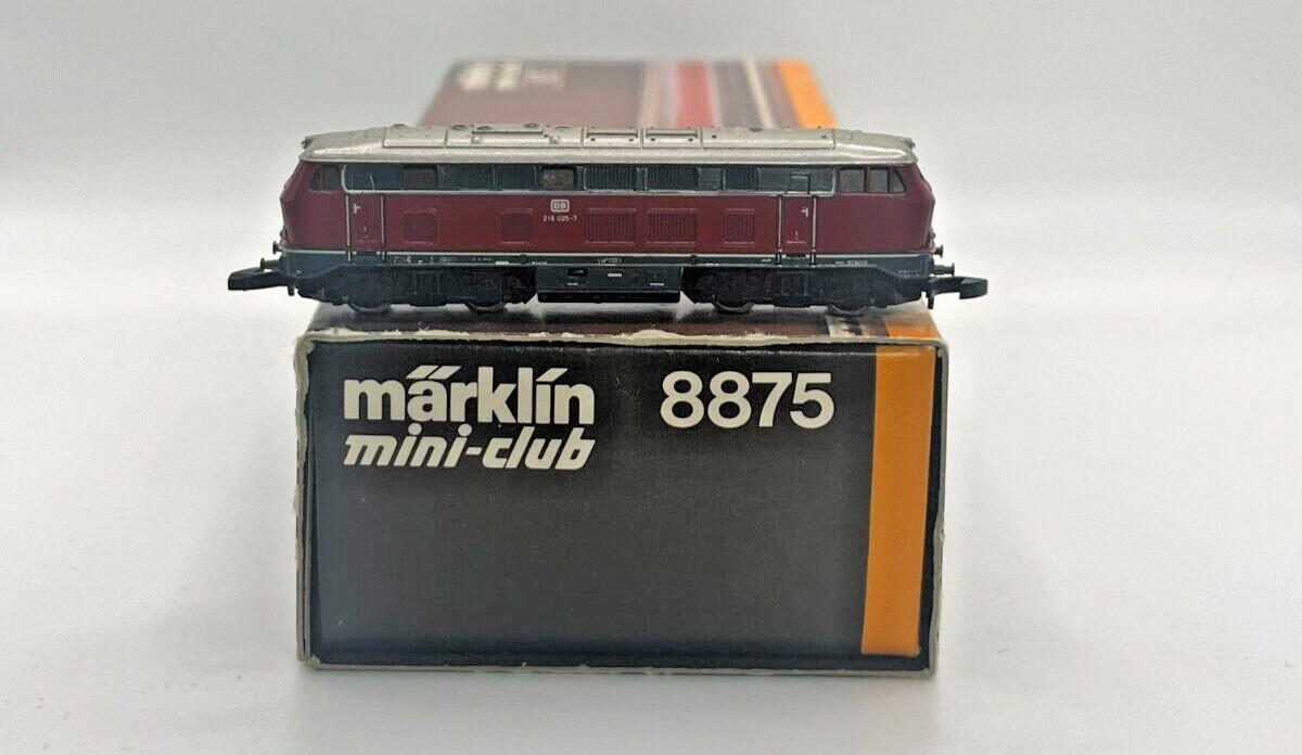 Z Scale Marklin Mini-Club 8875 BR216 LED Lit Locomotive Original Box