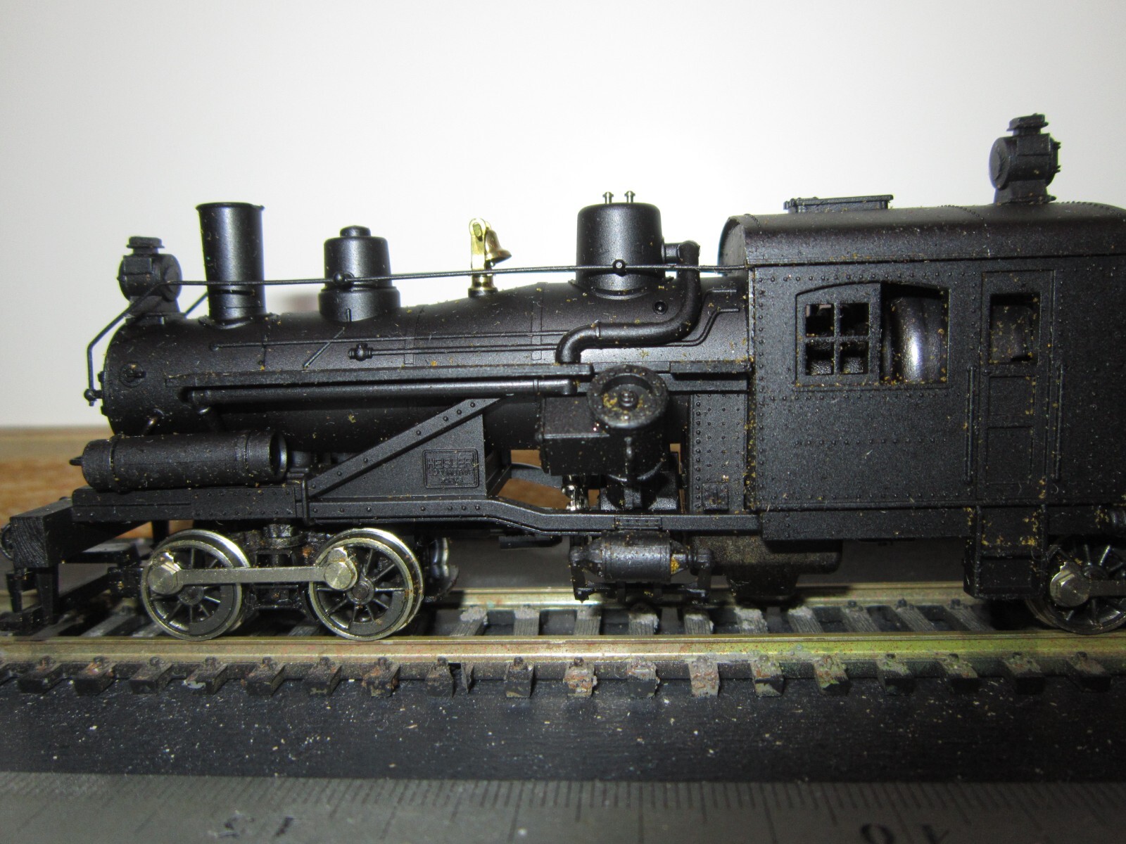 VINTAGE RIVAROSSI HO-SCALE “3 TRUCK HEISLER” LOCOMOTIVE “DEEP RIVER LOGGING” #9
