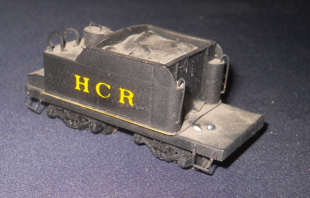 Kitbashed On2 HCR #8 36′ Tender