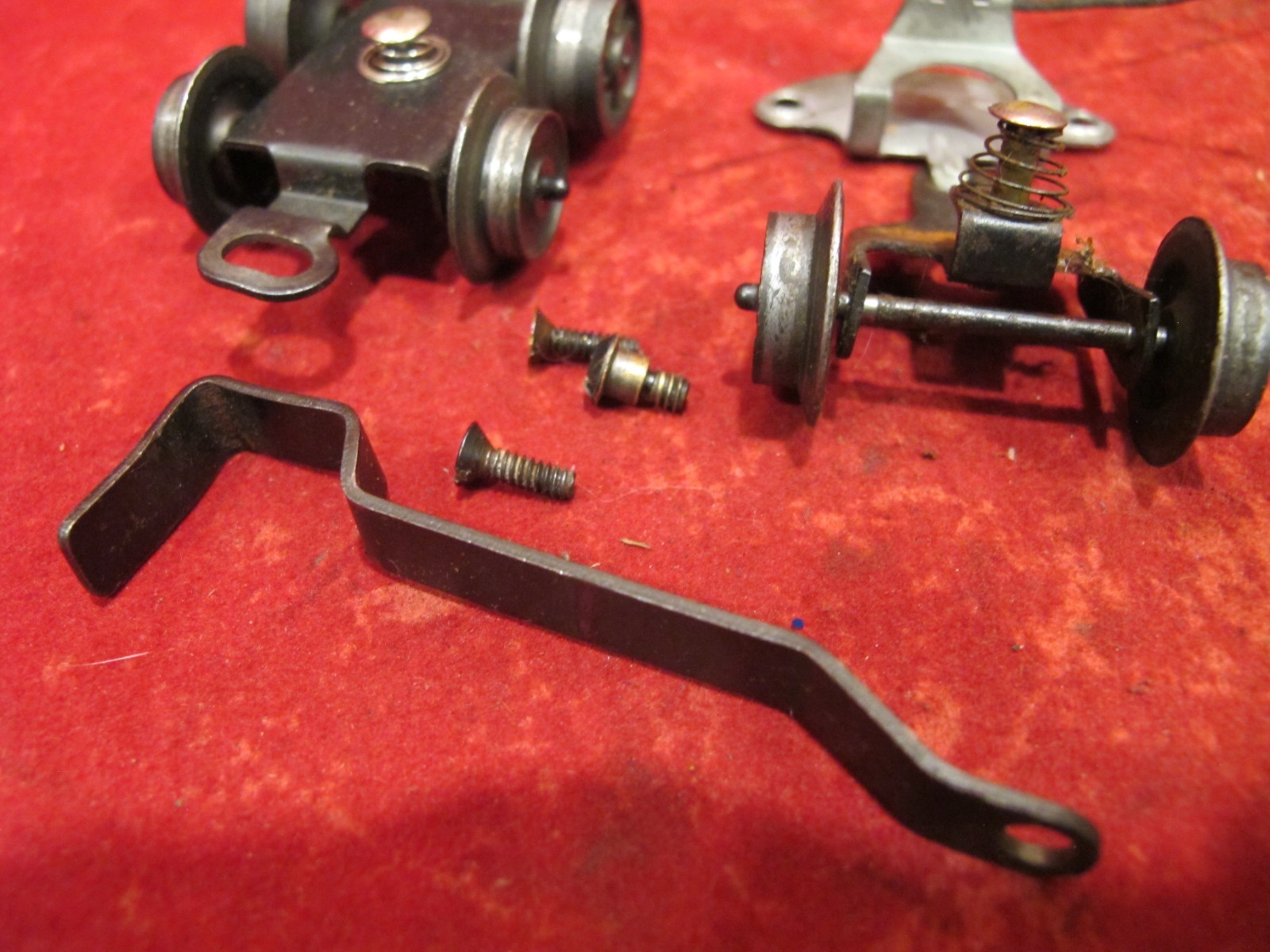 Lionel Postwar Pilot & Trailing Truck #2016, #2018, #2026, #2029, #2036, #2037,