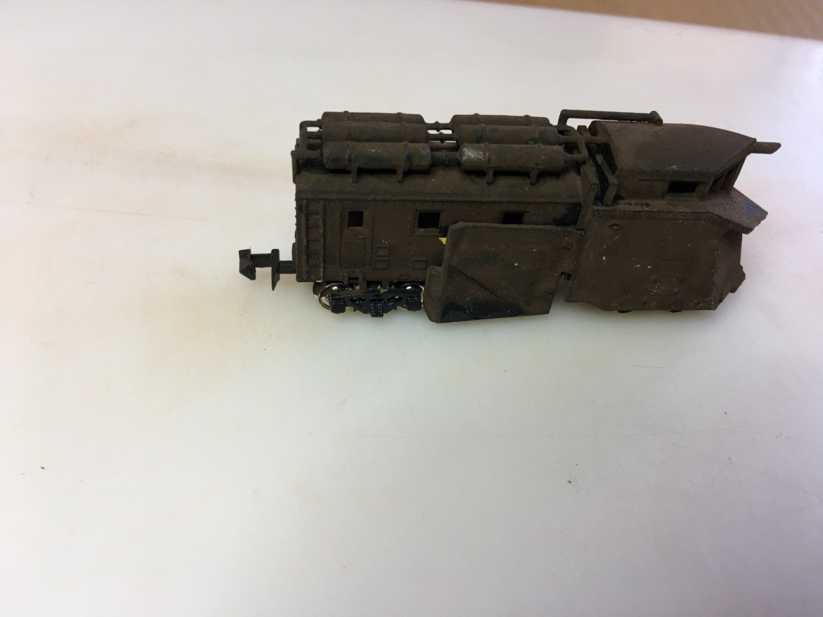 Weathered Non-Powered Dummy Snow Plow N Scale Trains